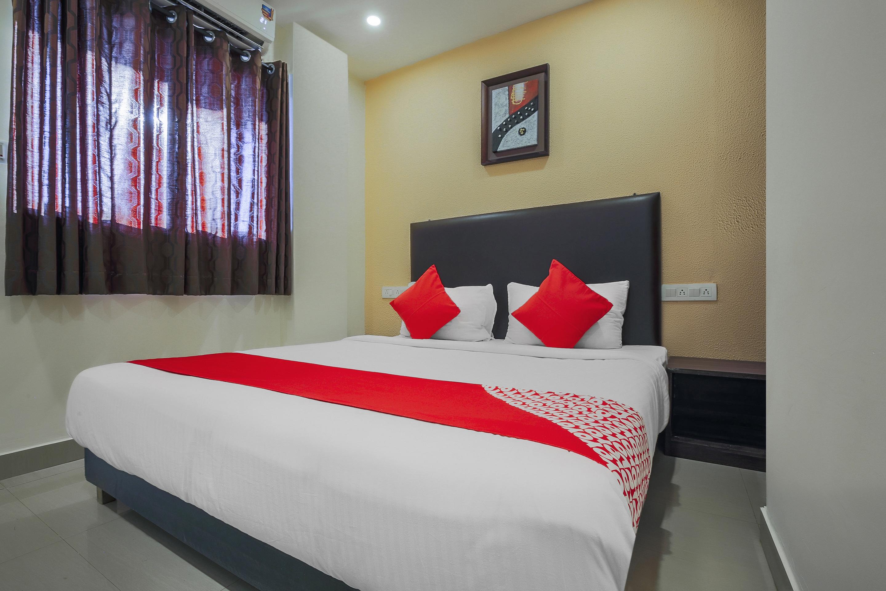 Fabexpress 29 Beach House, Morjim Beach Buitenkant foto