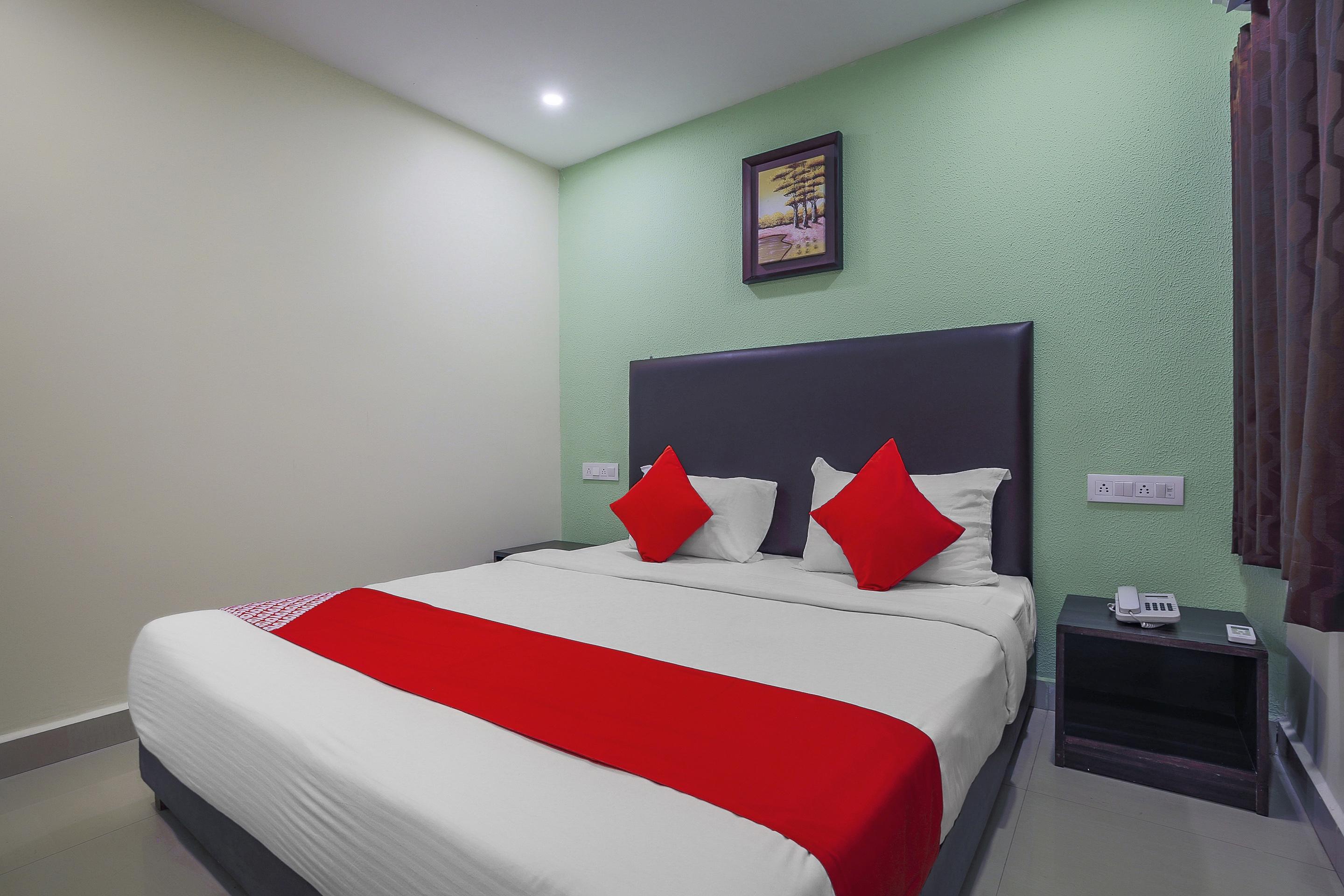 Fabexpress 29 Beach House, Morjim Beach Buitenkant foto