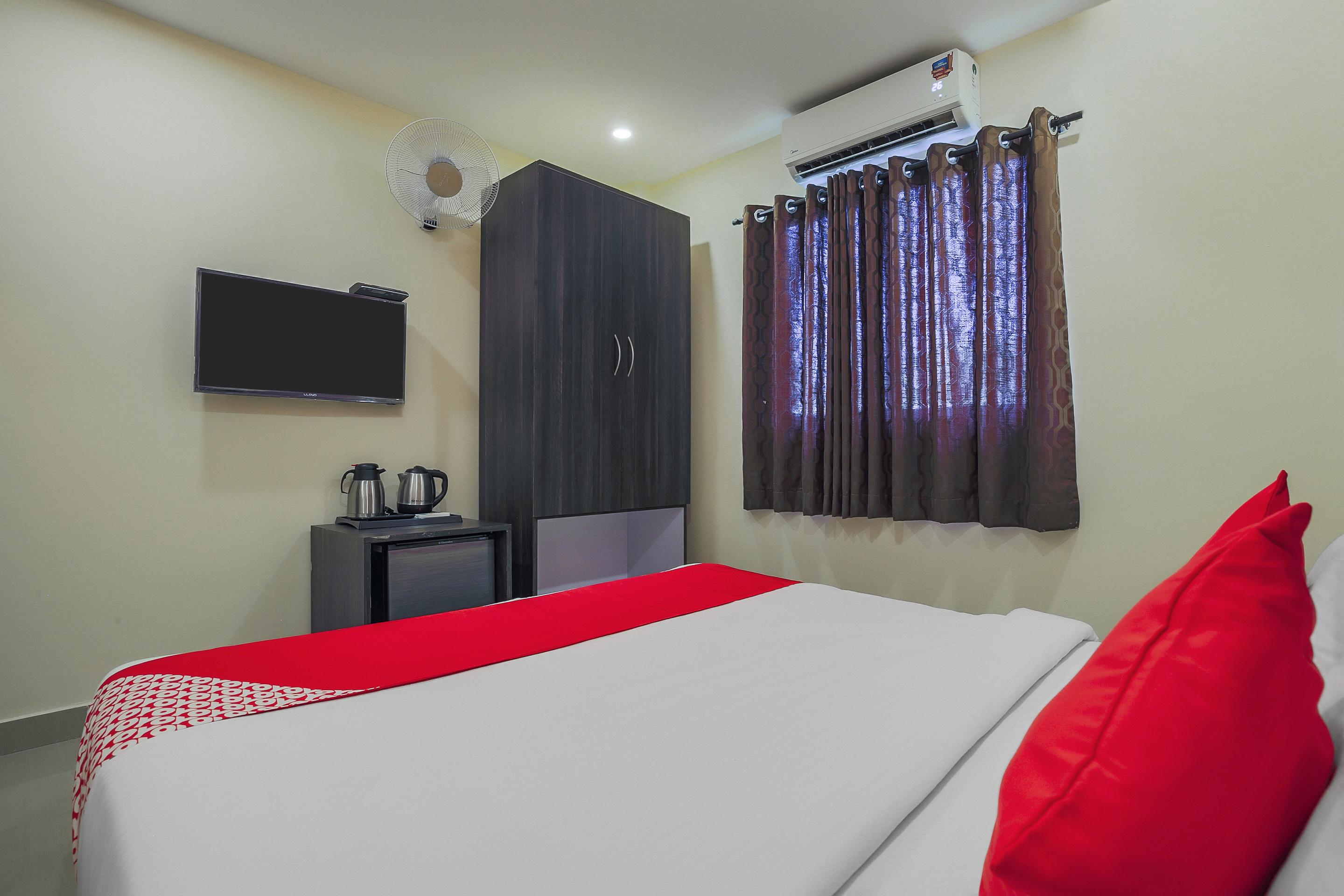Fabexpress 29 Beach House, Morjim Beach Buitenkant foto