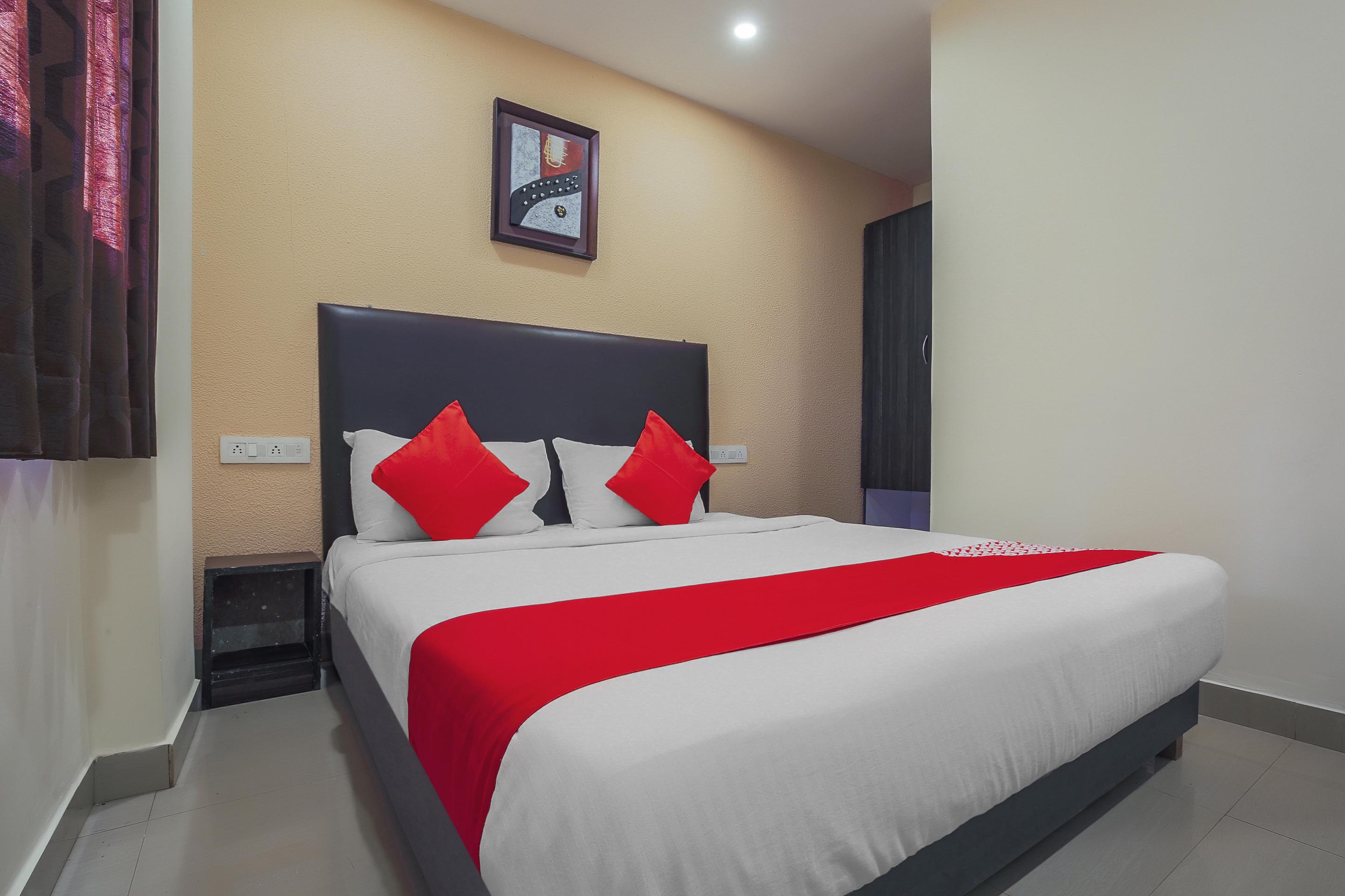 Fabexpress 29 Beach House, Morjim Beach Buitenkant foto