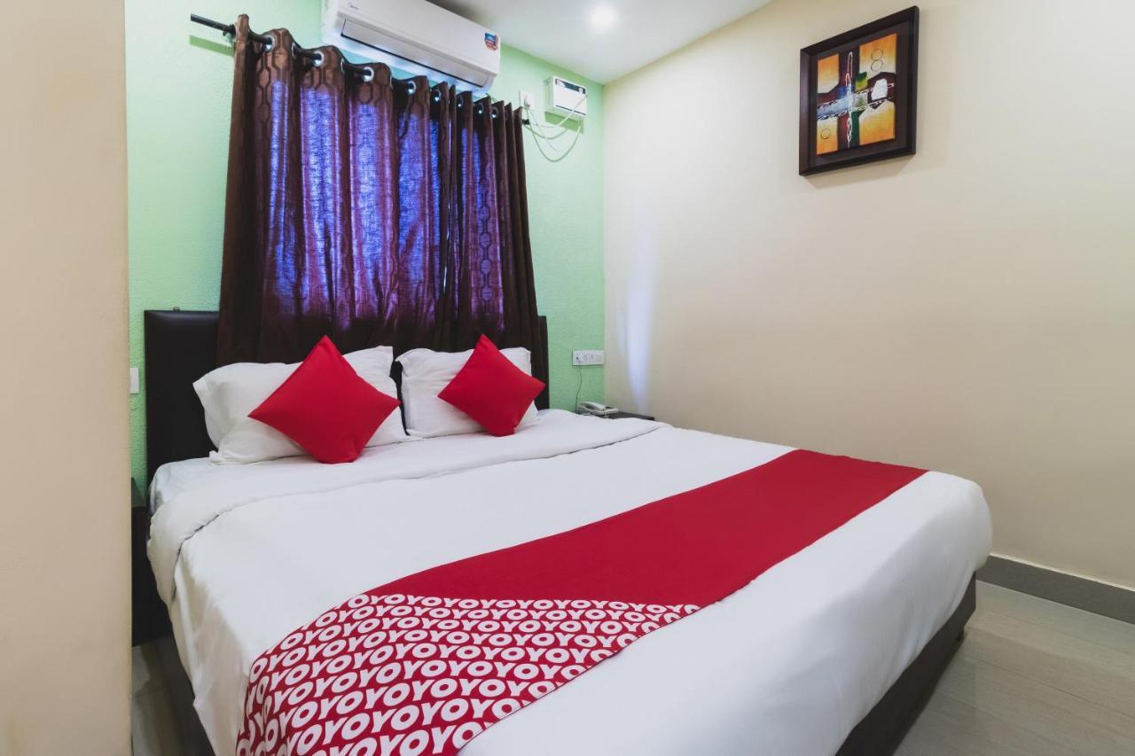 Fabexpress 29 Beach House, Morjim Beach Buitenkant foto