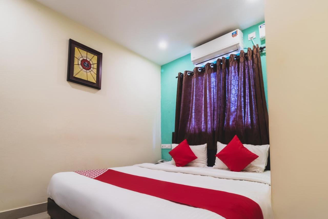 Fabexpress 29 Beach House, Morjim Beach Buitenkant foto